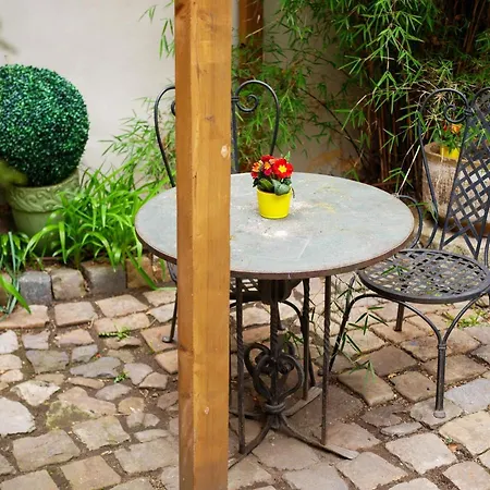Romantic Nest Under Prague Castle Екстер'єр фото