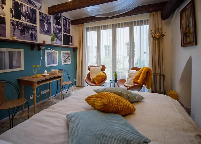 Romantic Nest Under Prague Castle